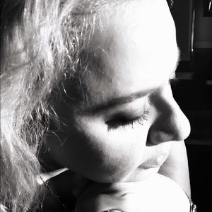 Meet your Posher, Aida